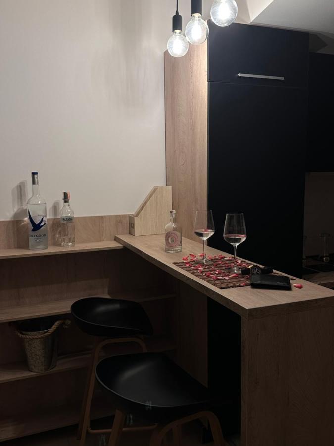 סקופיה Dow Apartments - Luxury 13Th Floor, Parking מראה חיצוני תמונה